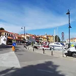 Valbandon 8 *