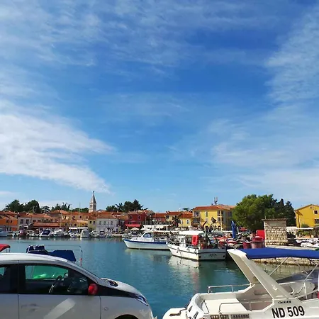 Valbandon 8 * Štinjan